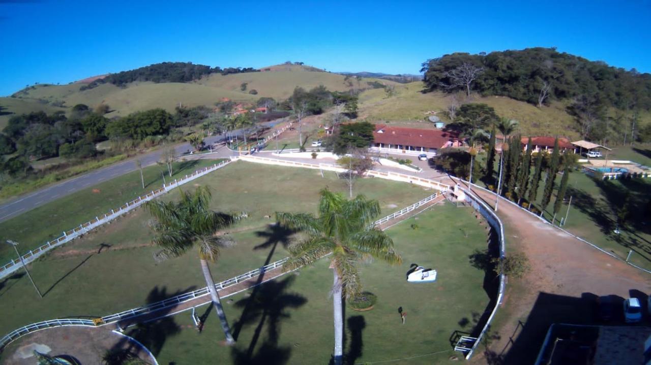 Fascinacao Cafe Hotel Cunha Buitenkant foto